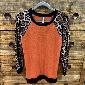 Magic‎ Fit Boutique Brand Leopard Print and Orange Top